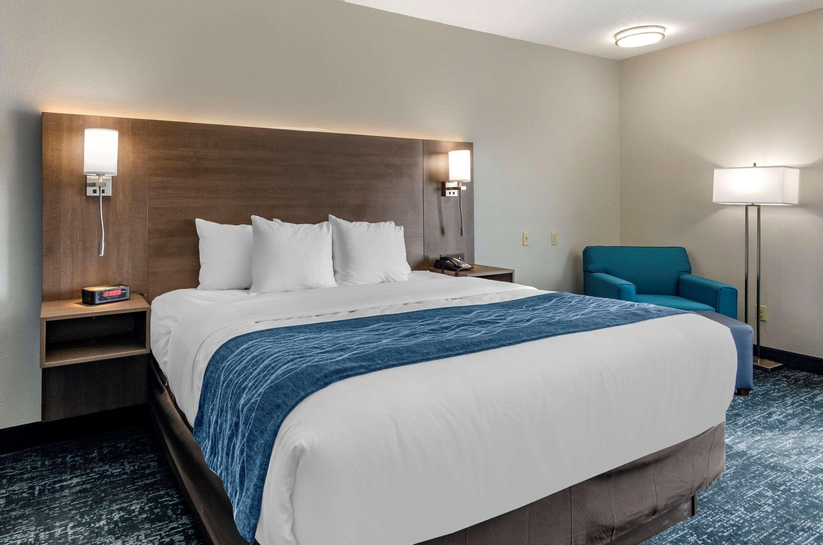 Comfort Inn & Suites Troutville - Roanoke North - Daleville Exterior foto
