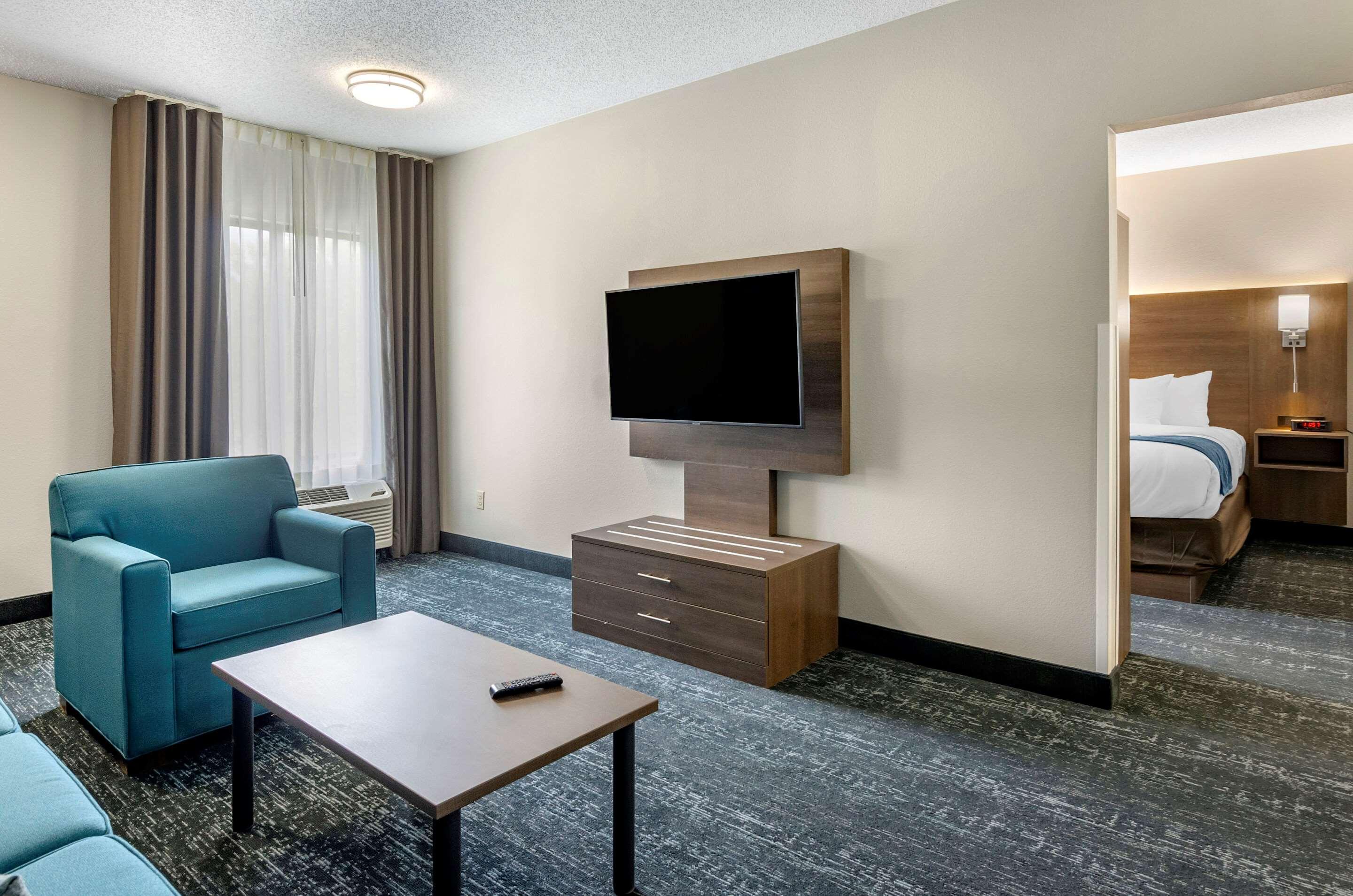Comfort Inn & Suites Troutville - Roanoke North - Daleville Exterior foto