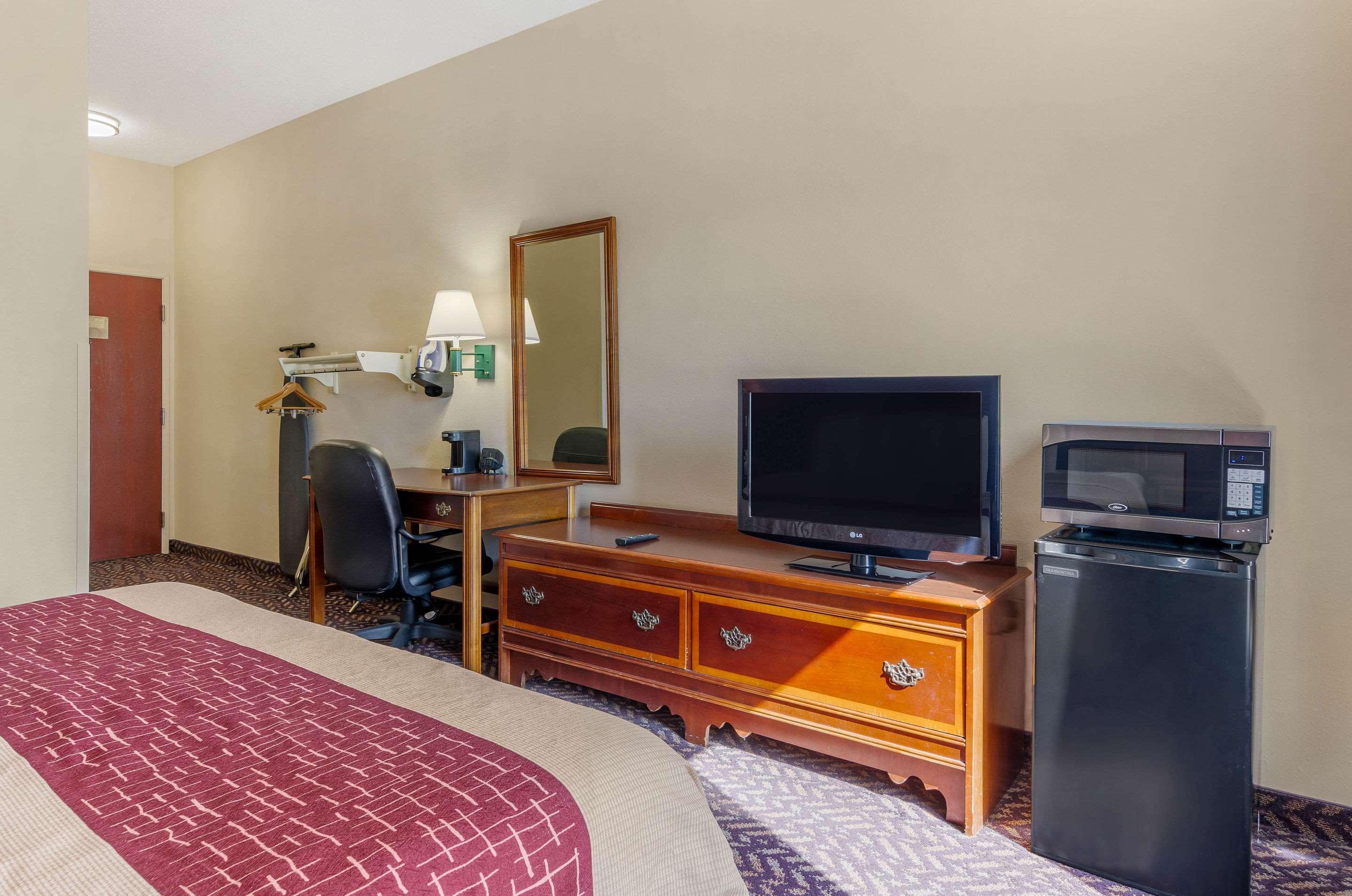 Comfort Inn & Suites Troutville - Roanoke North - Daleville Exterior foto