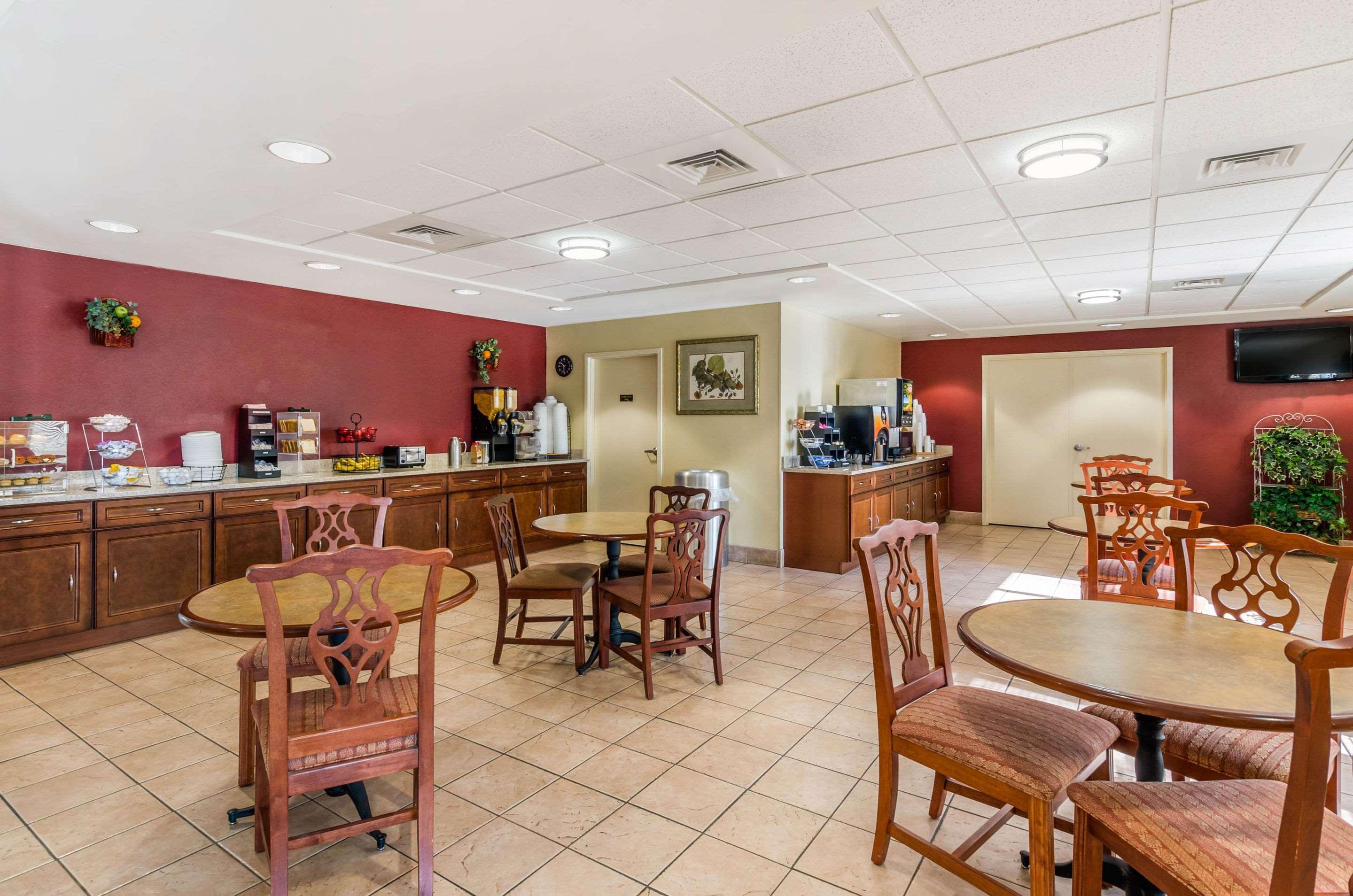 Comfort Inn & Suites Troutville - Roanoke North - Daleville Exterior foto